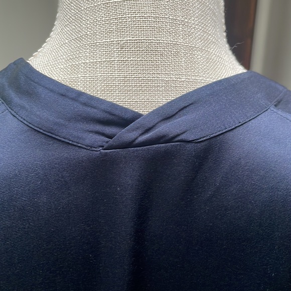 COPY - Vince silk blouse - Picture 3 of 5